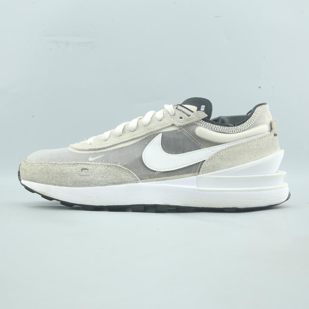 NIKE WAFFLE ONE
