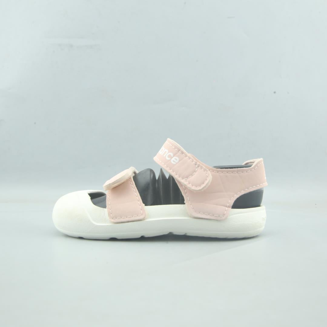 NEW BALANCE 809 WIDE