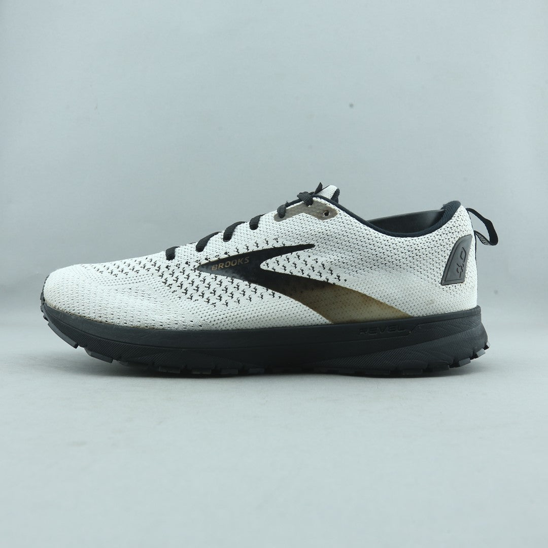 BROOKS REVEL 4