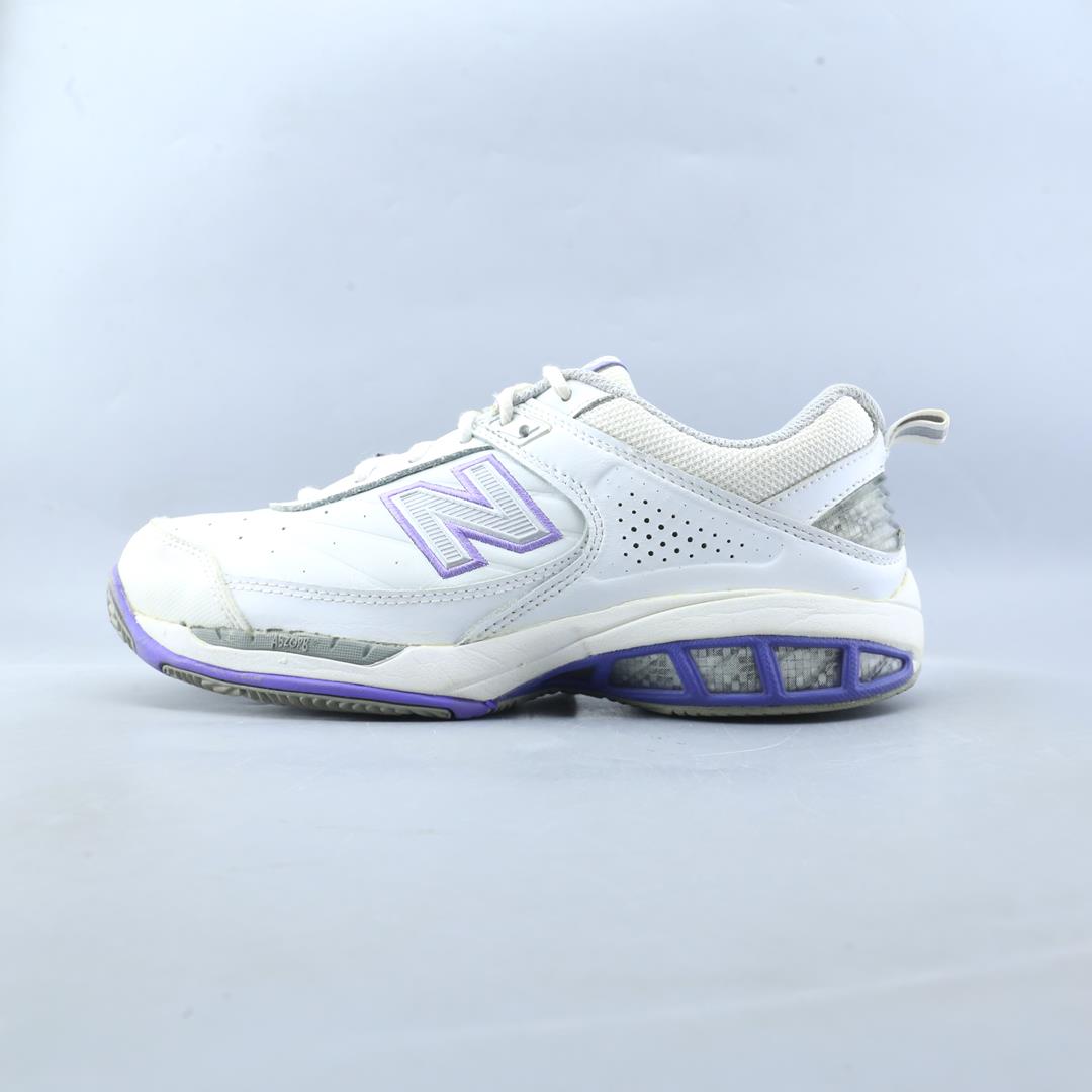 NEW BALANCE 806