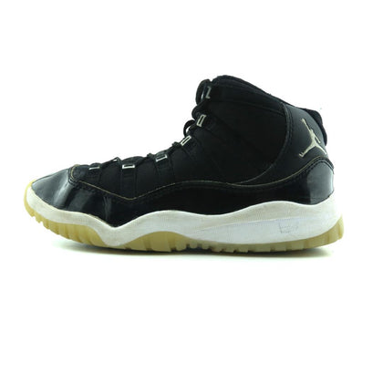 JORDAN  11 RETRO