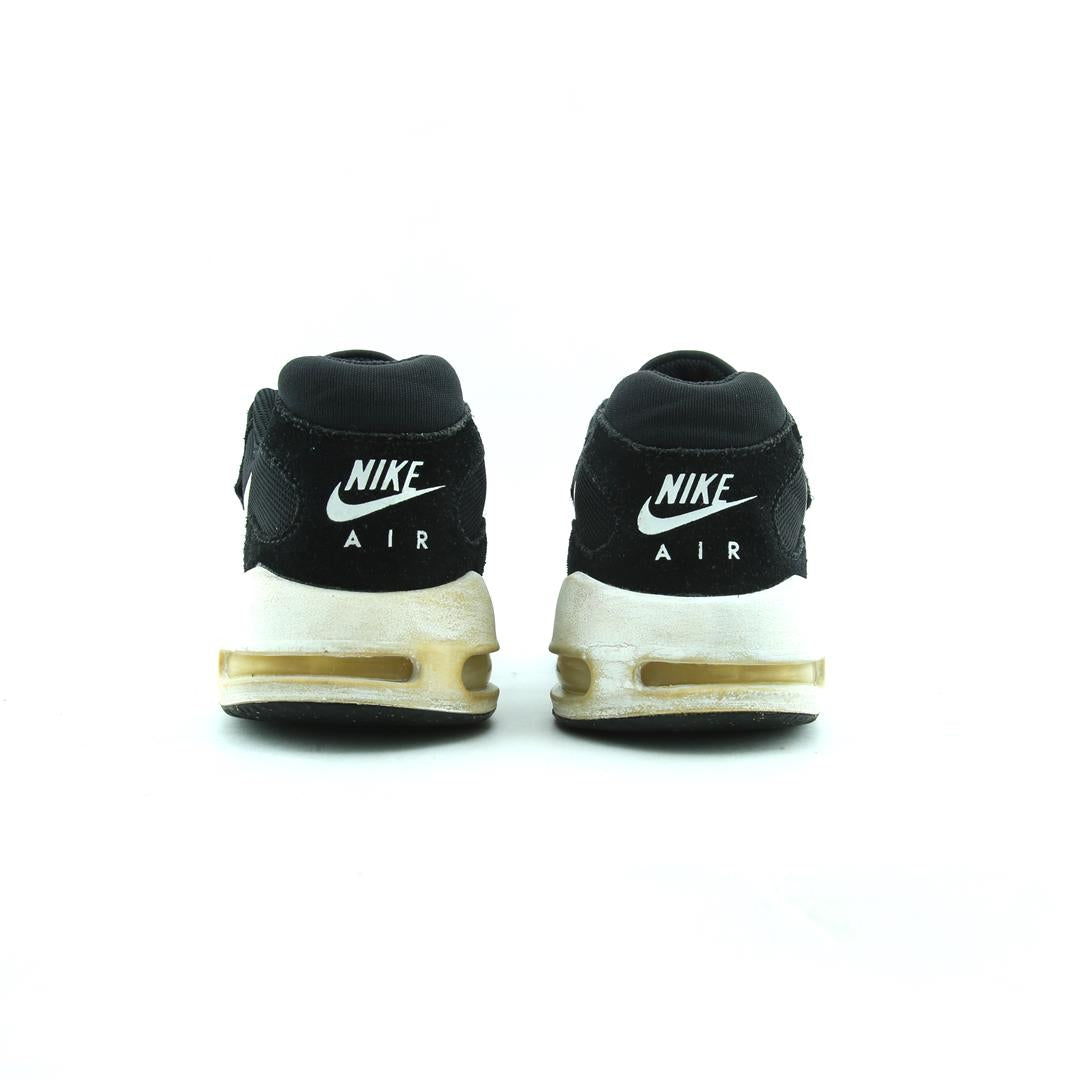 NIKE AIR MAX GUILE