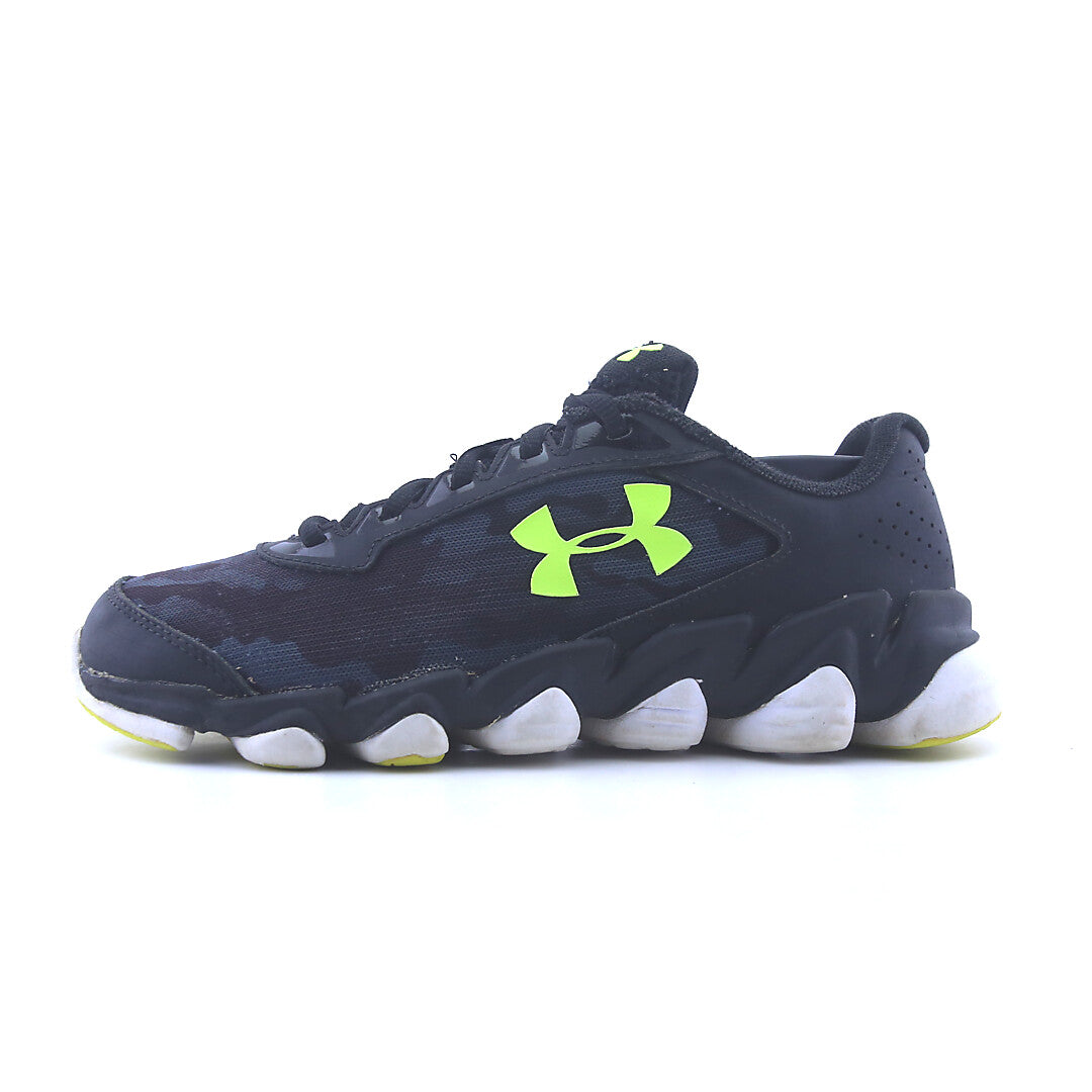 UNDER ARMOUR GRADE SCHOOL