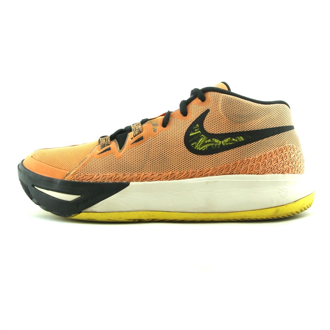 NIKE KYRIE FLYTRAP 6