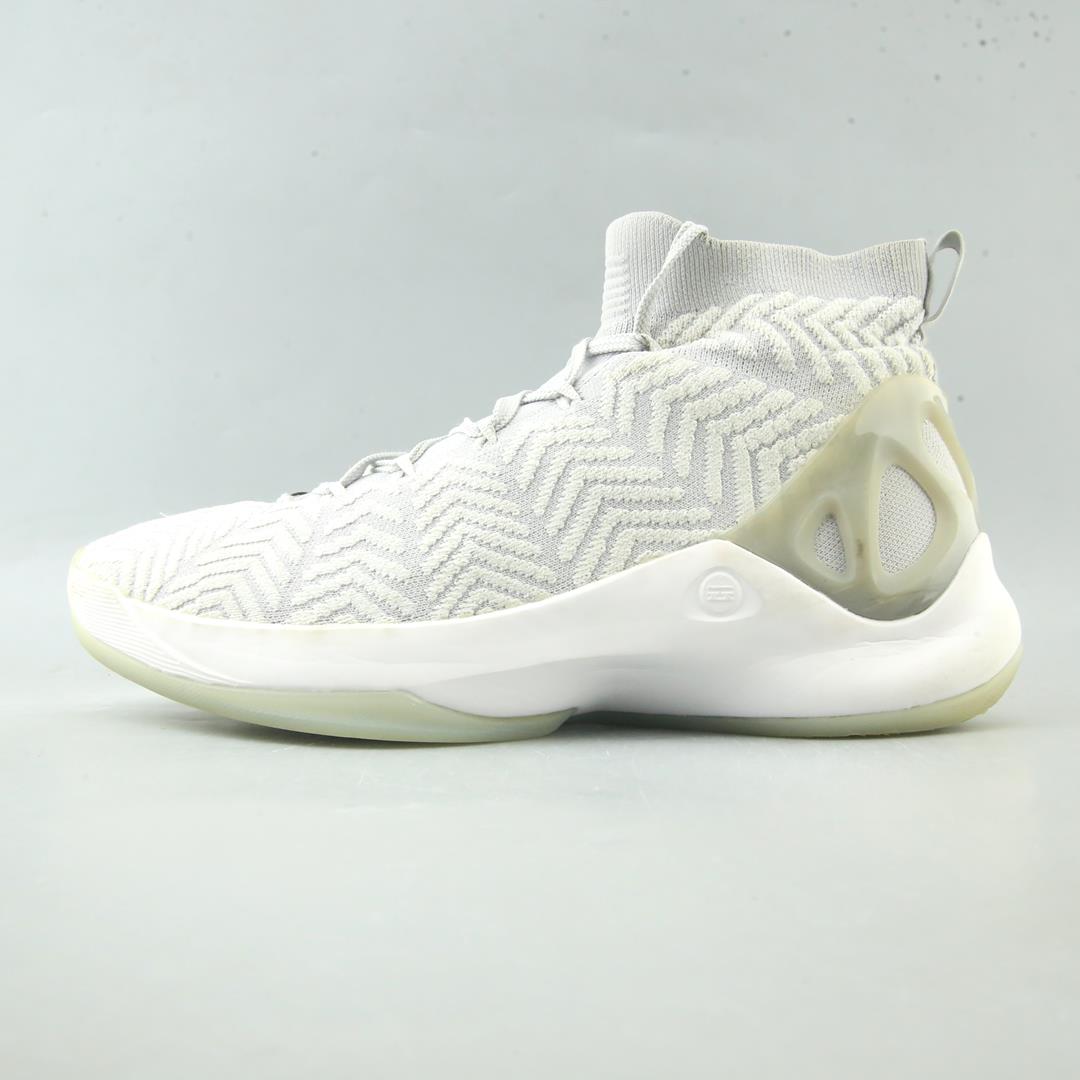 LI-NING .