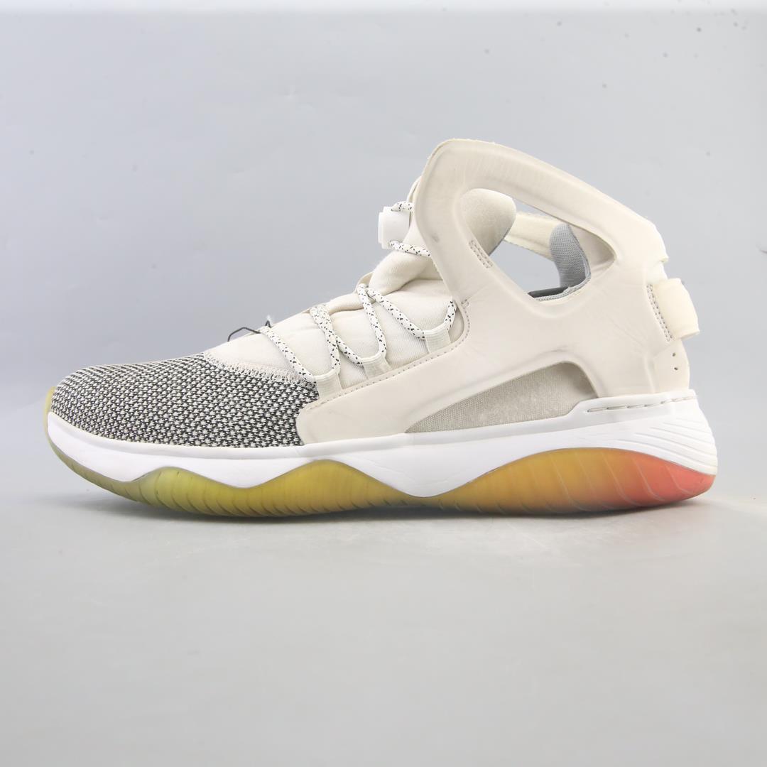 NIKE AIR FLIGHT HUARACHE ULTRA