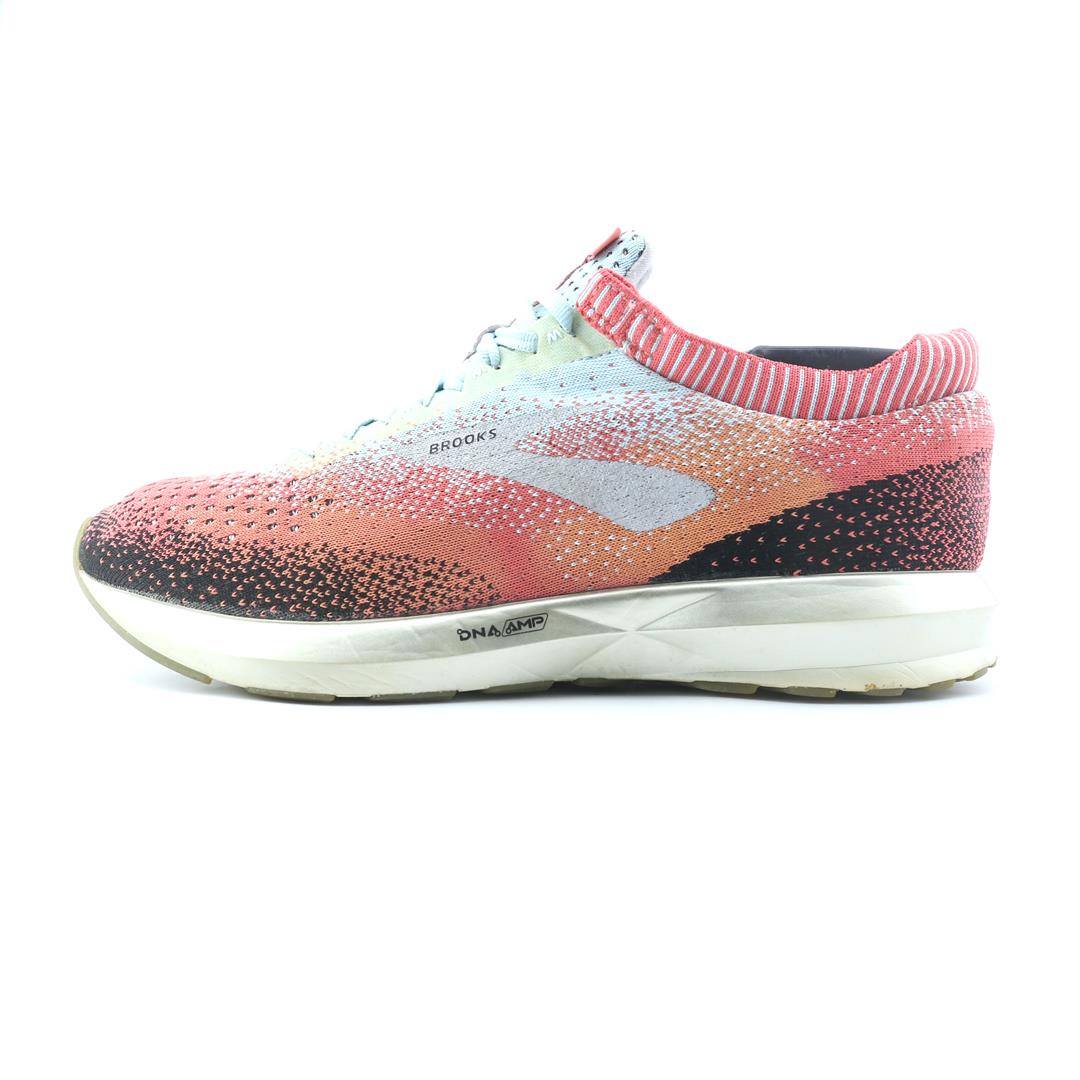 BROOKS LEVITATE 2