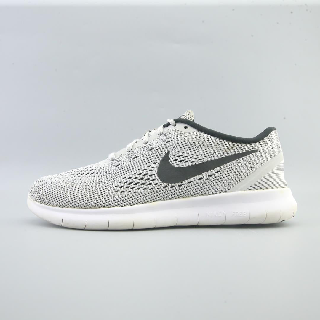 NIKE FREE RN