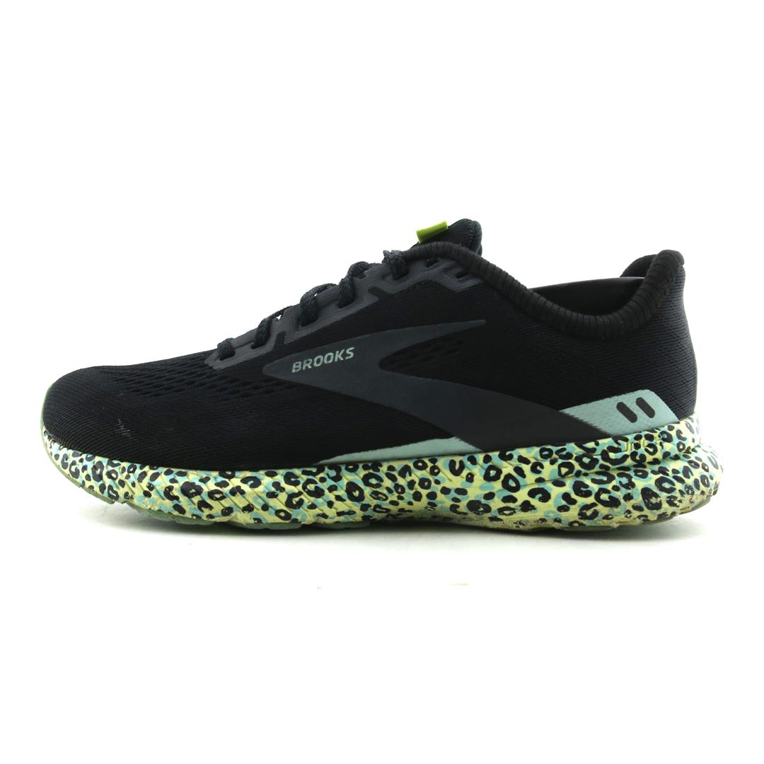 BROOKS LAUNCH 8