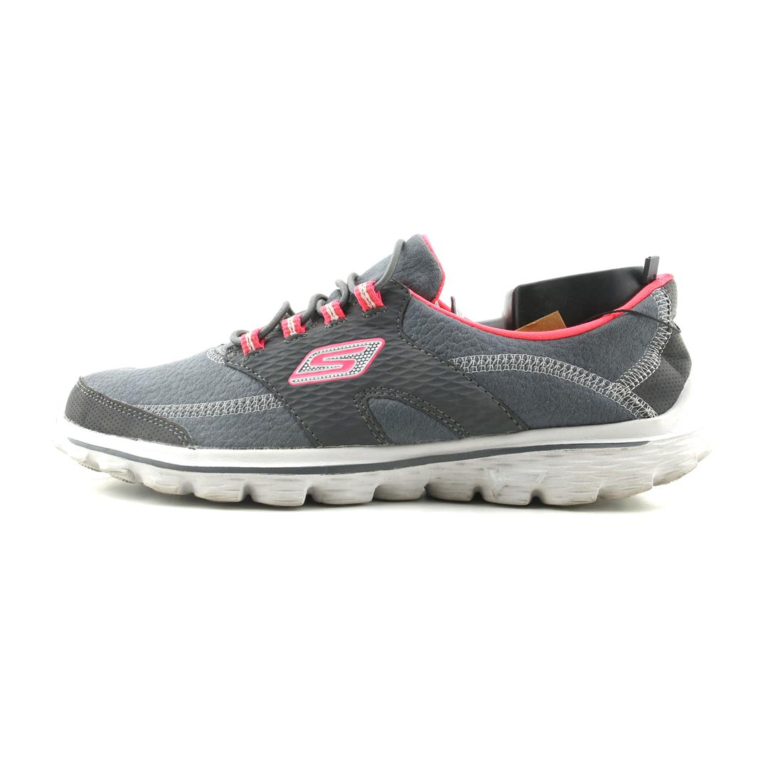 SKECHERS  GO WALK 2