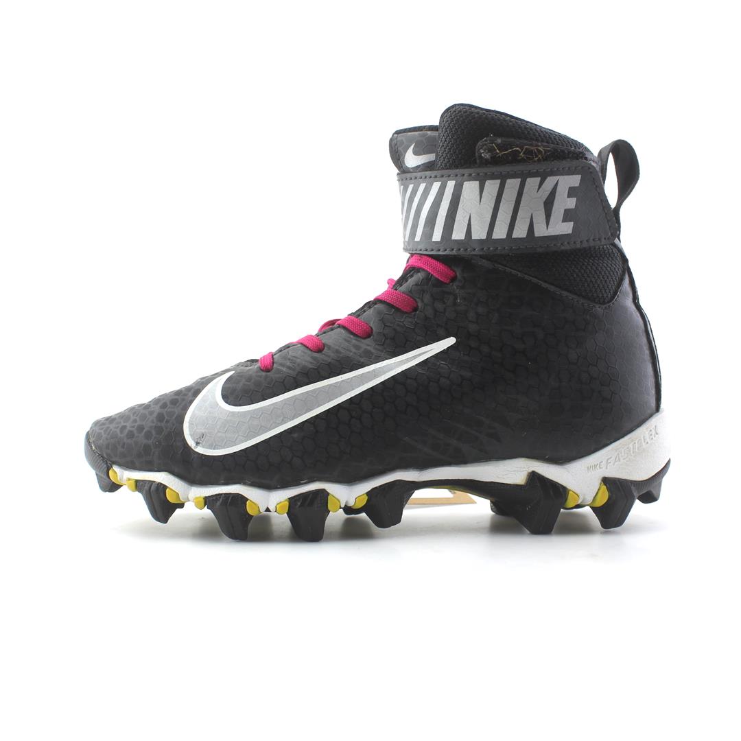 NIKE STRIKE SHARK