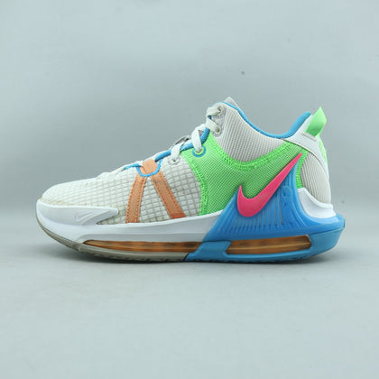 NIKE LEBRON WITNESS 7