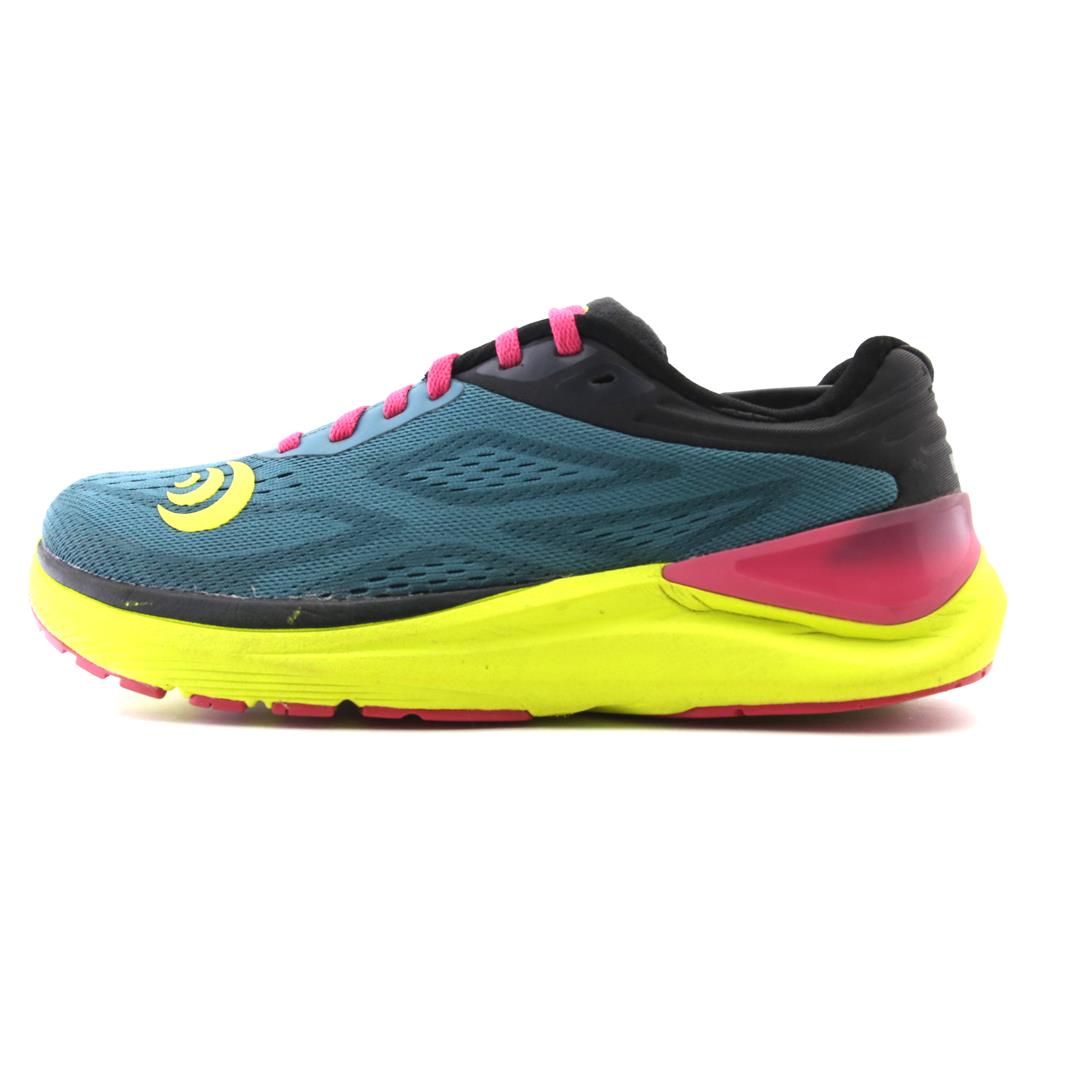 TOPO ATHLETIC ULTRAFLY 3