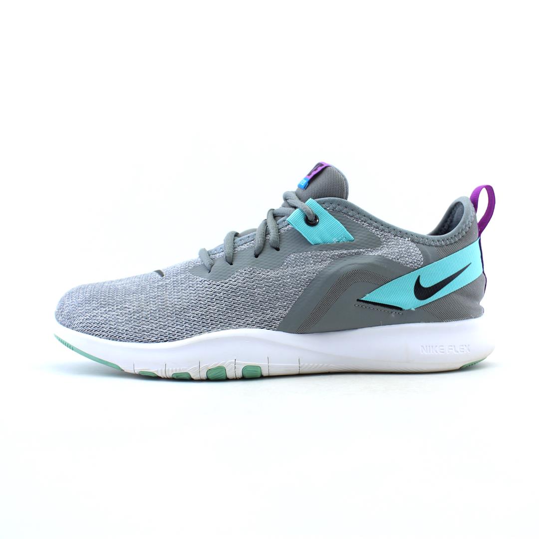 NIKE FLEX TR 9