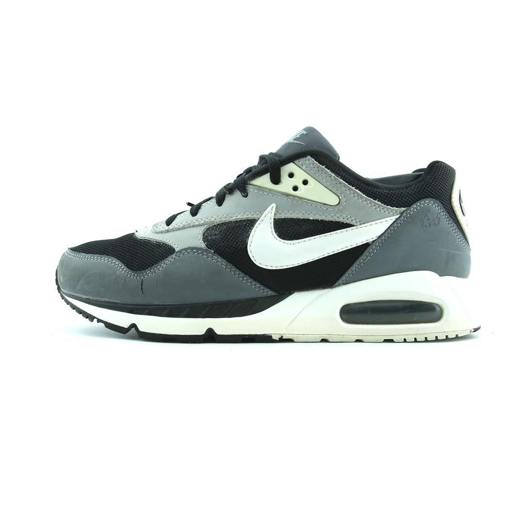 NIKE AIR MAX CORRELATE