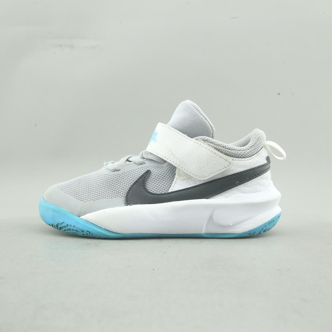 NIKE TEAM HUSTLE D 8