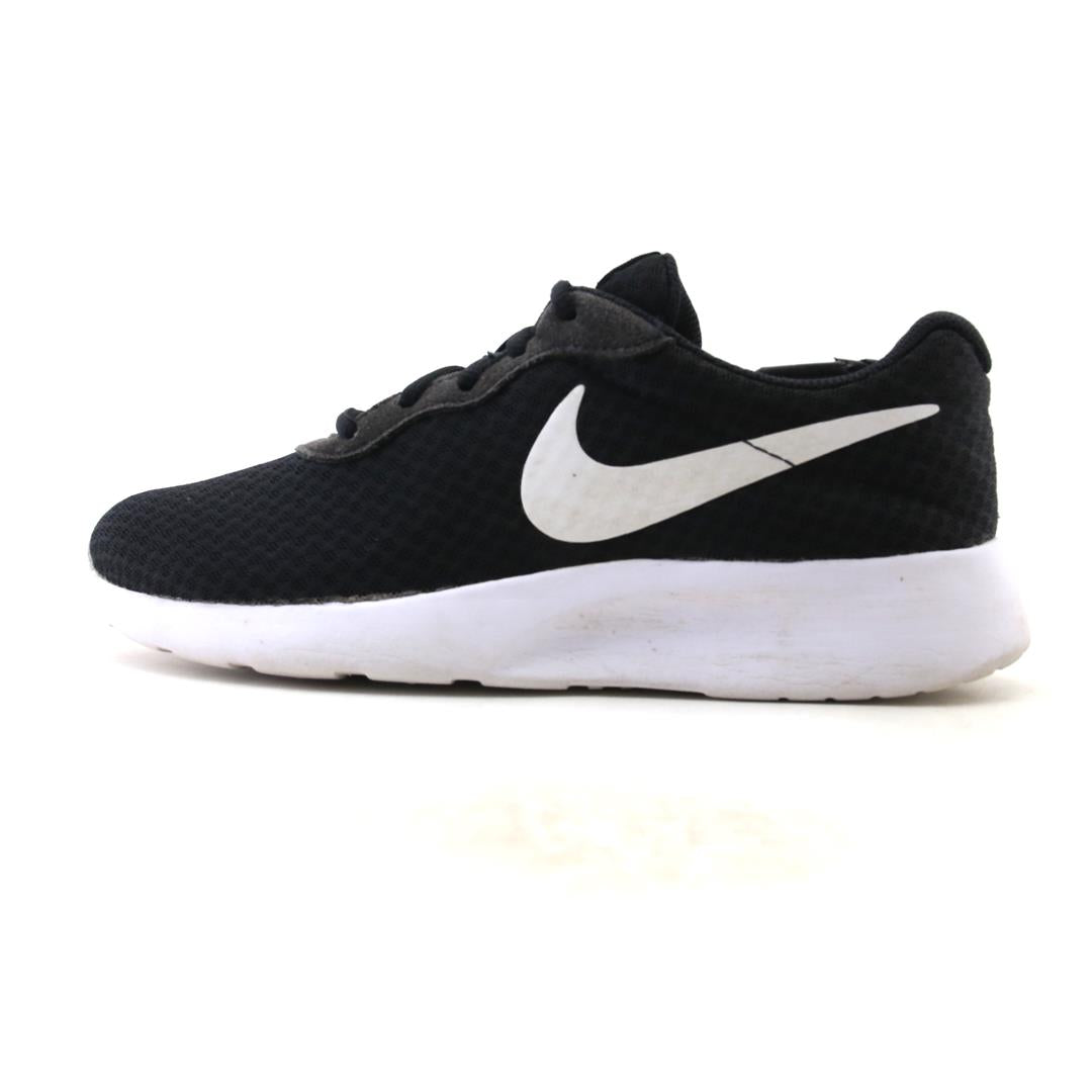 NIKE TANJUN