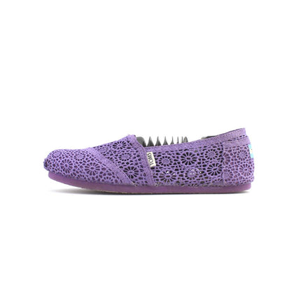 TOMS .