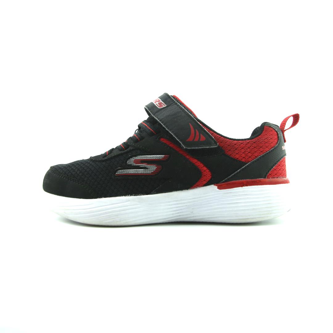 SKECHERS AIR COOLED GOGA MAT