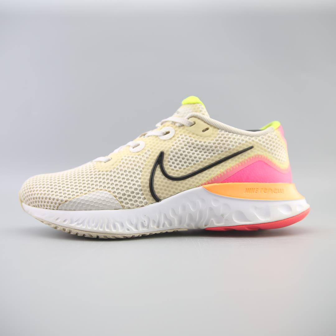 NIKE RENEW RUN