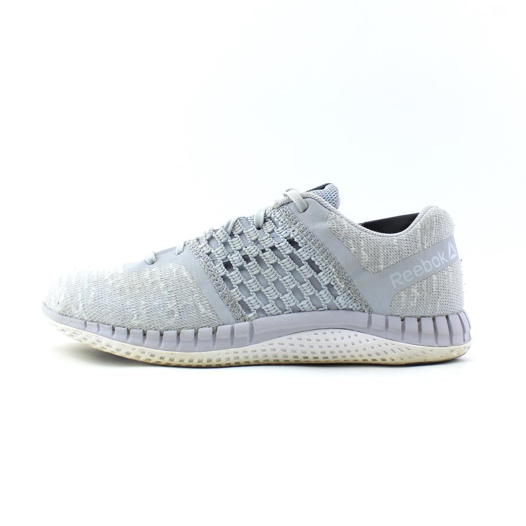 REEBOK PRINT RUN DIST
