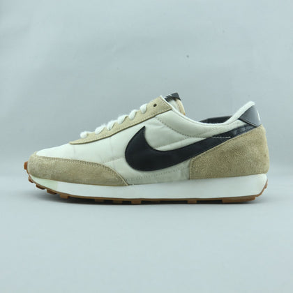 NIKE DAYBREAK