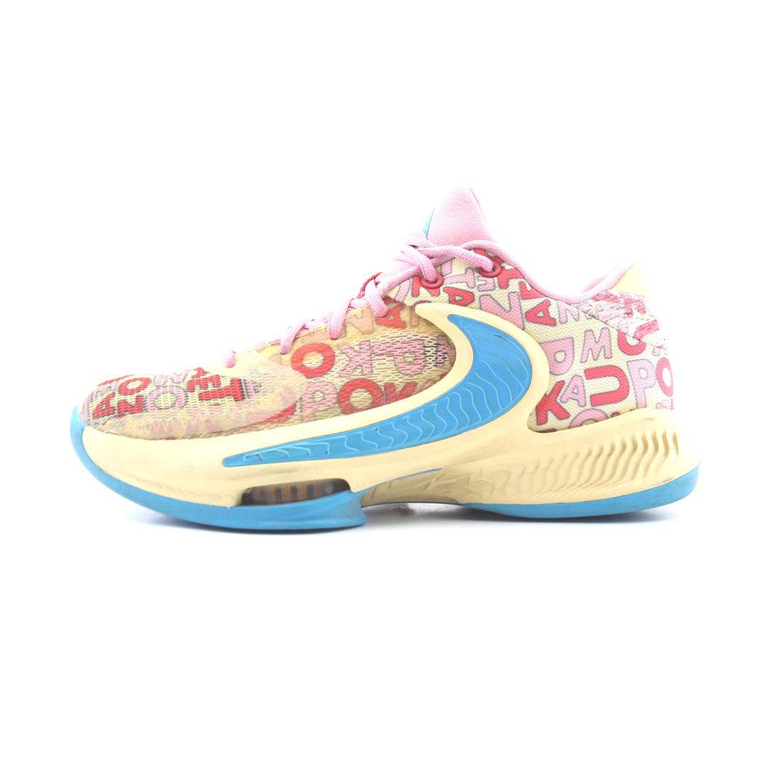NIKE ZOOM FREAK 4