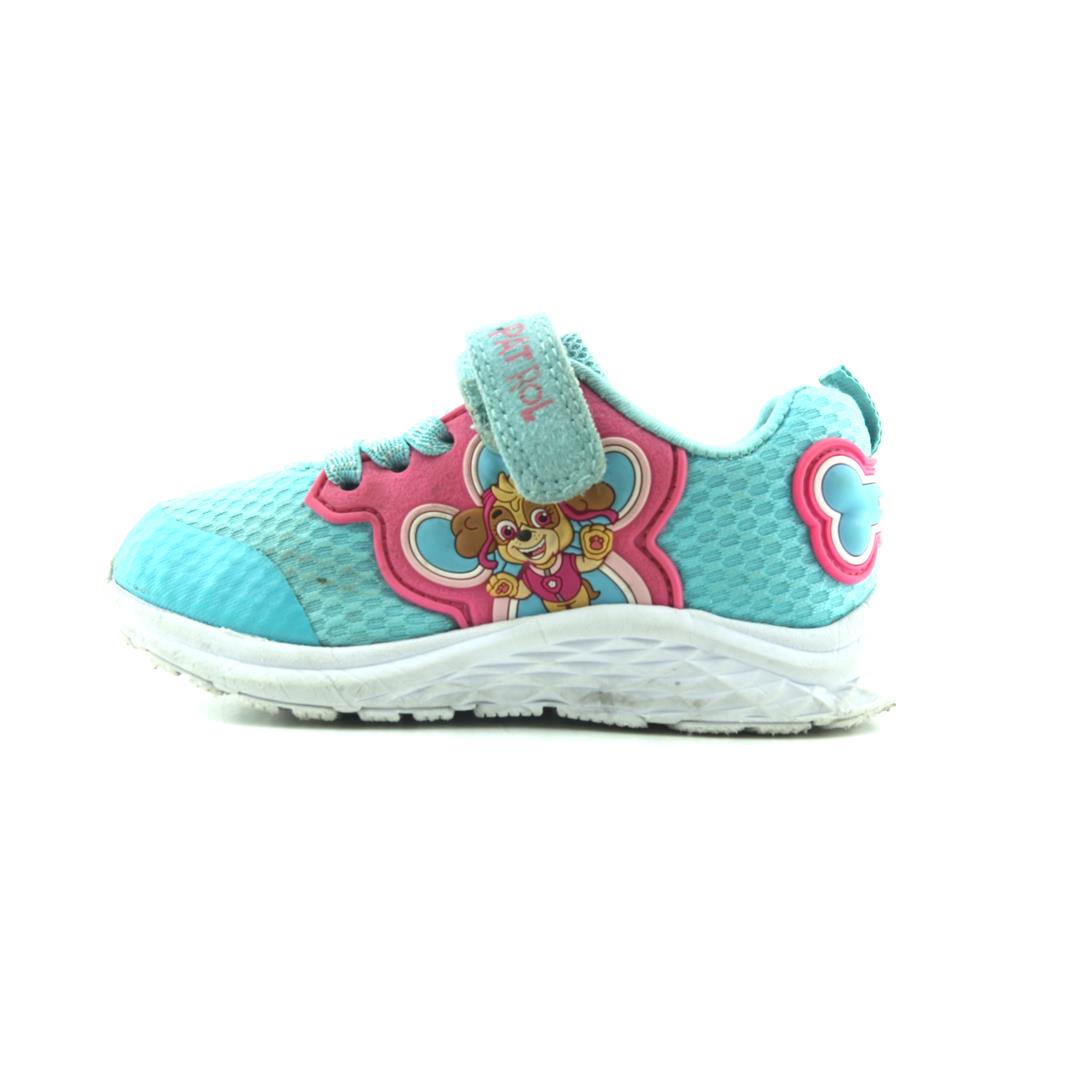 PAW PATROL .