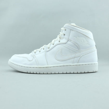 NIKE AIR JORDAN 1 MID