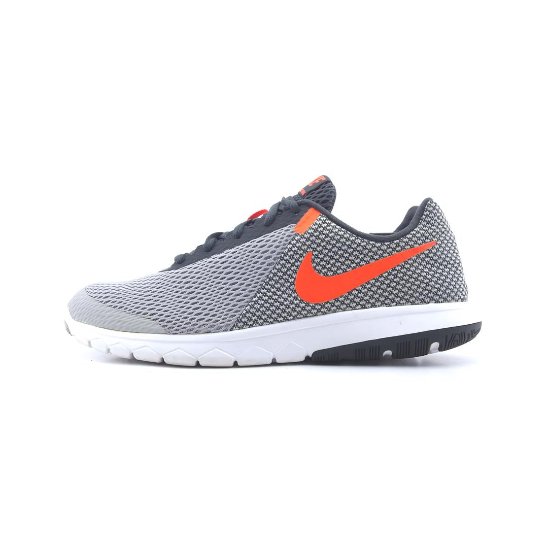 NIKE  FLEX EXPERIENCE RN 6