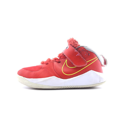 NIKE TEAM HUSTLE D 9