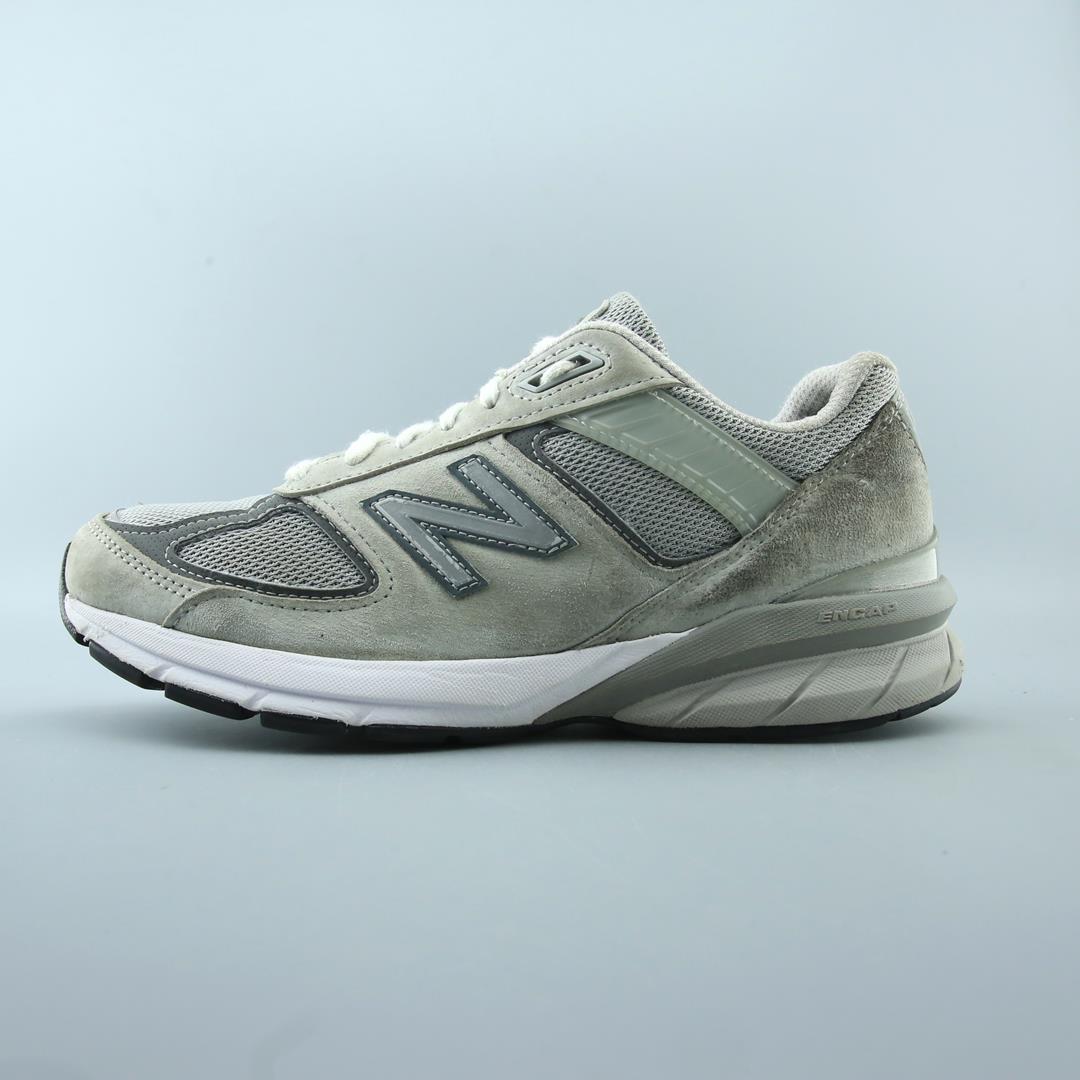 NEW BALANCE 990 V5