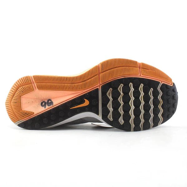 nike shoes with holes in sole