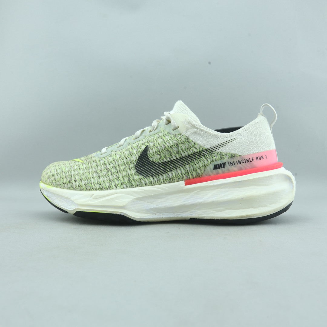 NIKE INVINCIBLE RUN 3