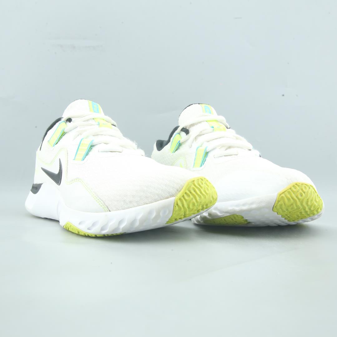 Buy NIKE Shoes Online In Pakistan