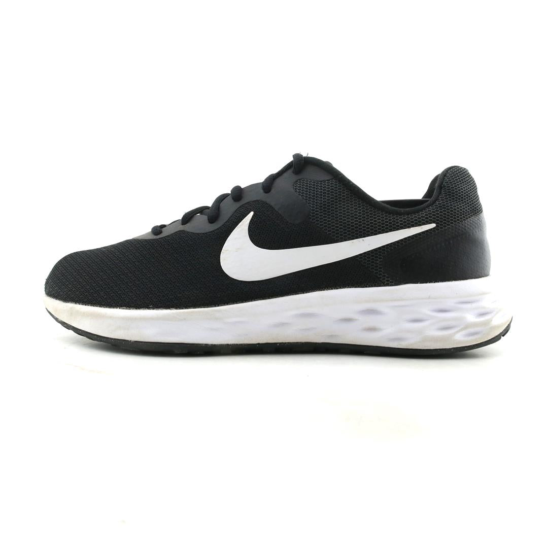 NIKE REVOLUTION 6