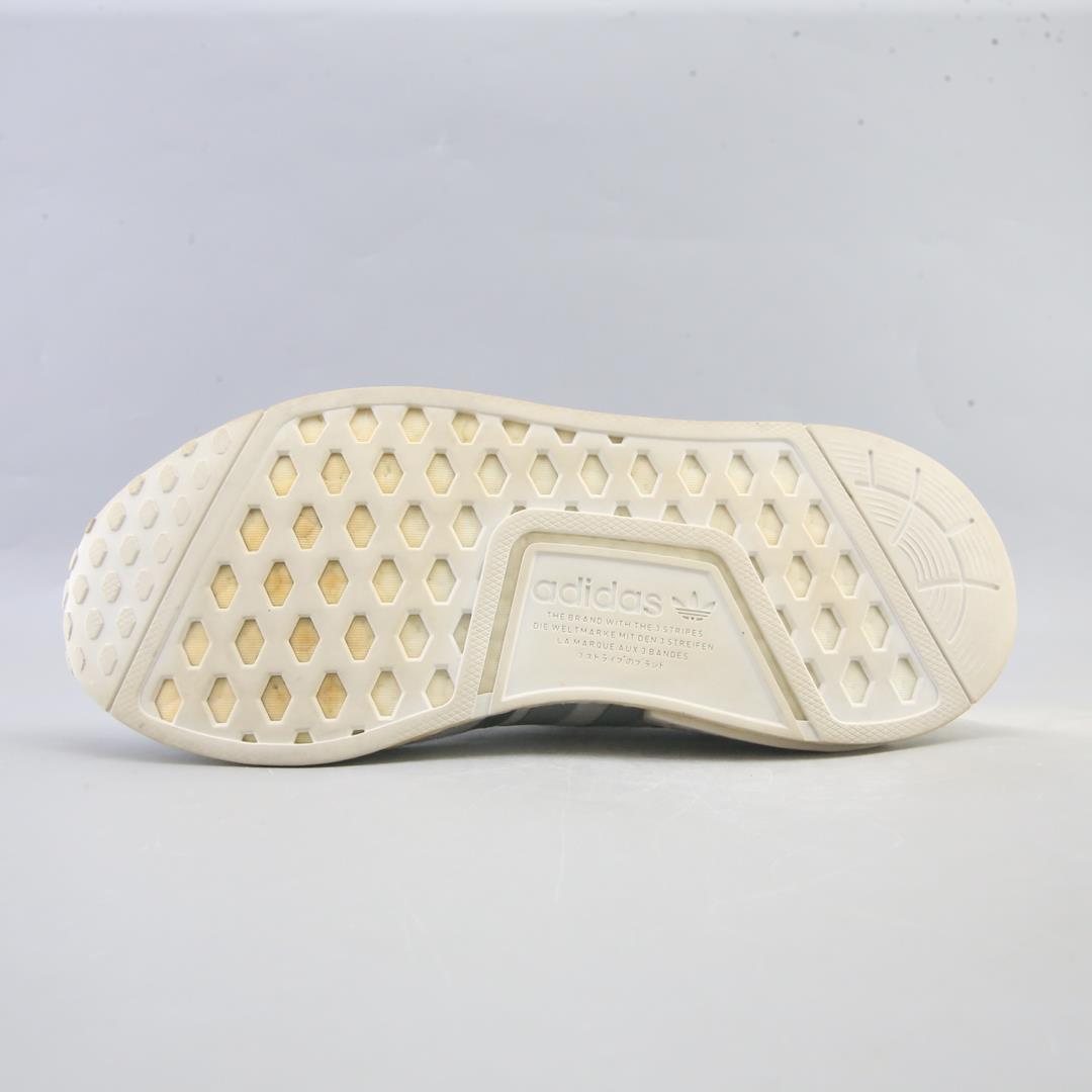 Buy Adidas Shoes Online In Pakistan
