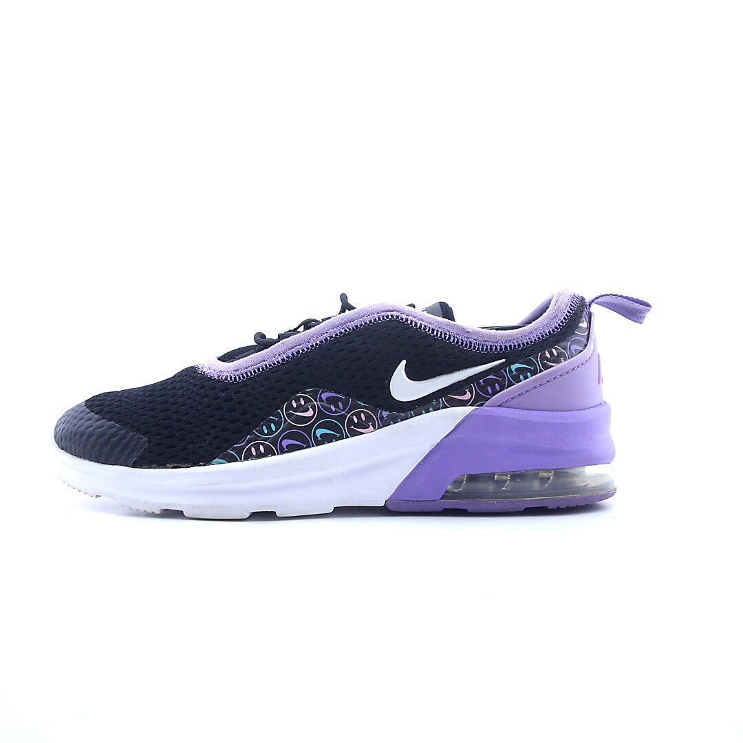 NIKE AIR MAX MOTION 2