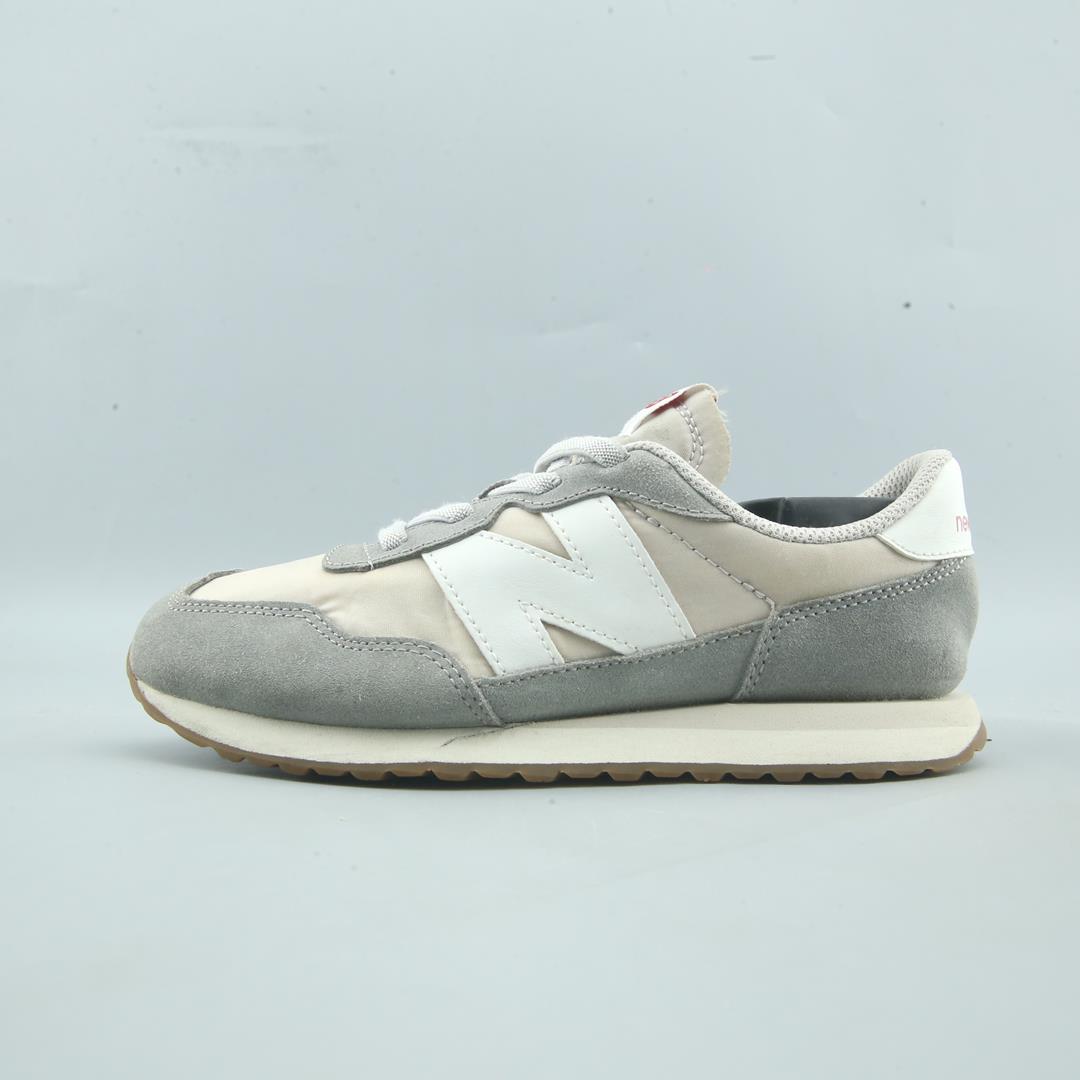 NEW BALANCE 237