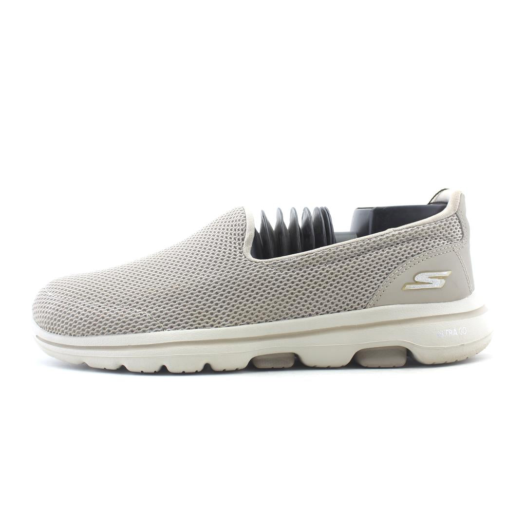 SKECHERS GO WALK 5