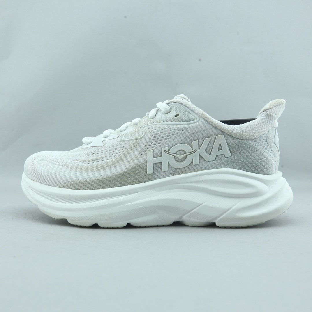 HOKA ONE ONE CLIFTON 10