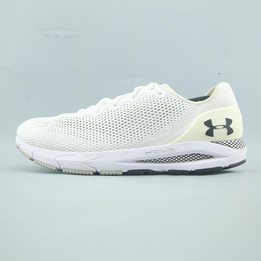UNDER ARMOUR HOVR SONIC 4