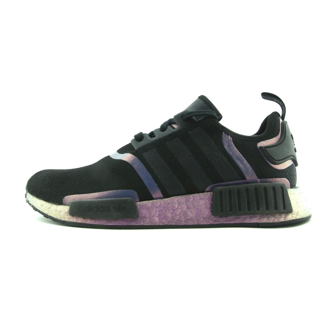 ADIDAS  NMD R1