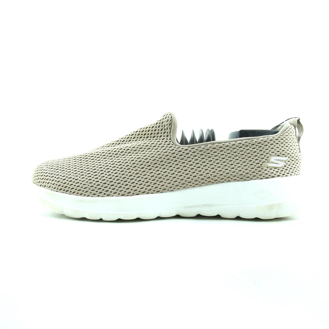 SKECHERS MEMORY FOAM