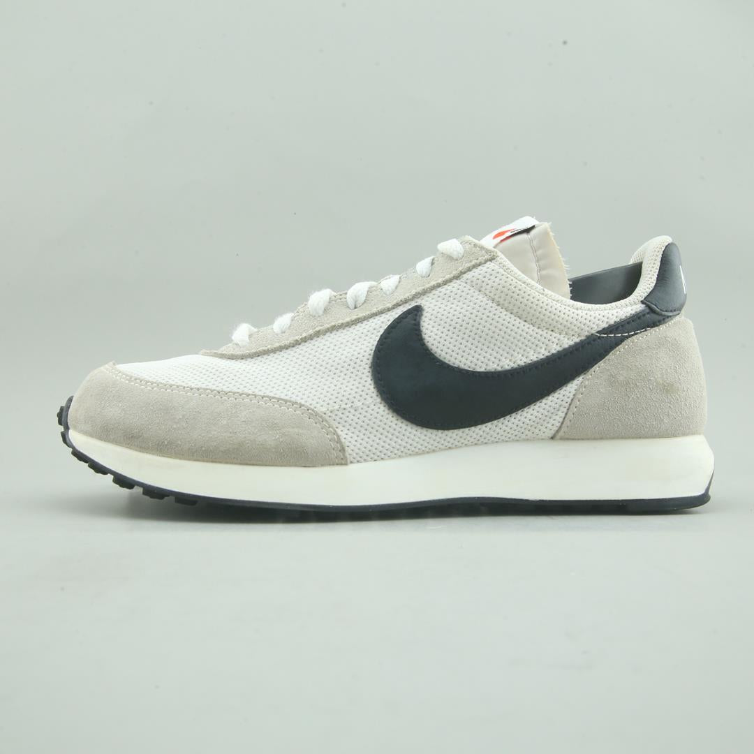 NIKE AIR TAILWIND 79