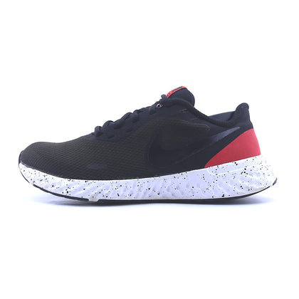 NIKE REVOLUTION 5