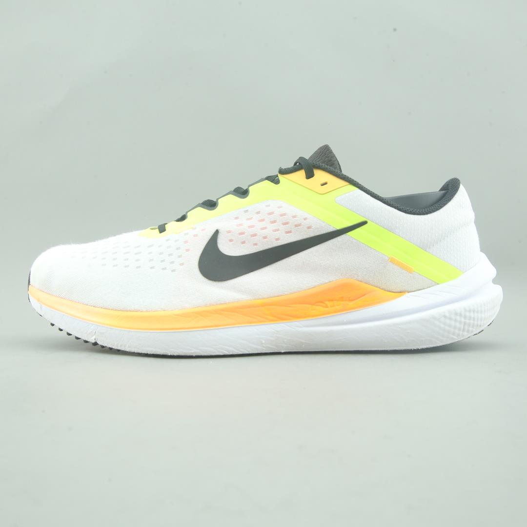 NIKE AIR WINFLO 10