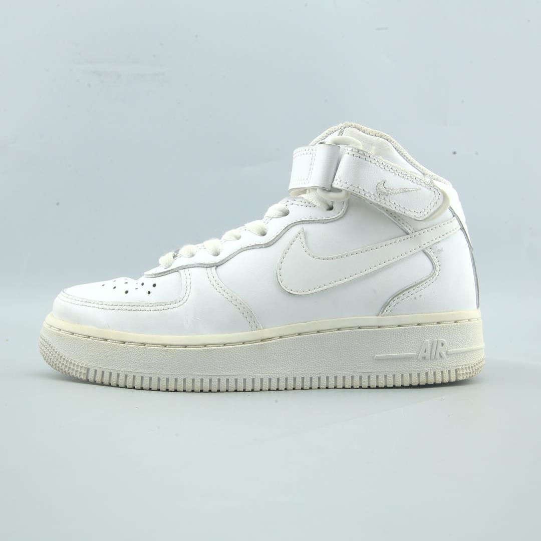 NIKE AIR FORCE 1 MID 07