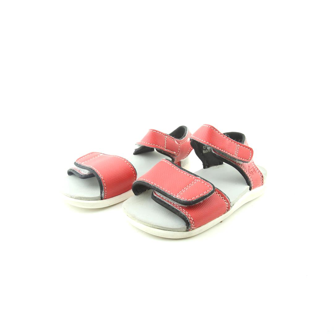 SEE KAI RUN .