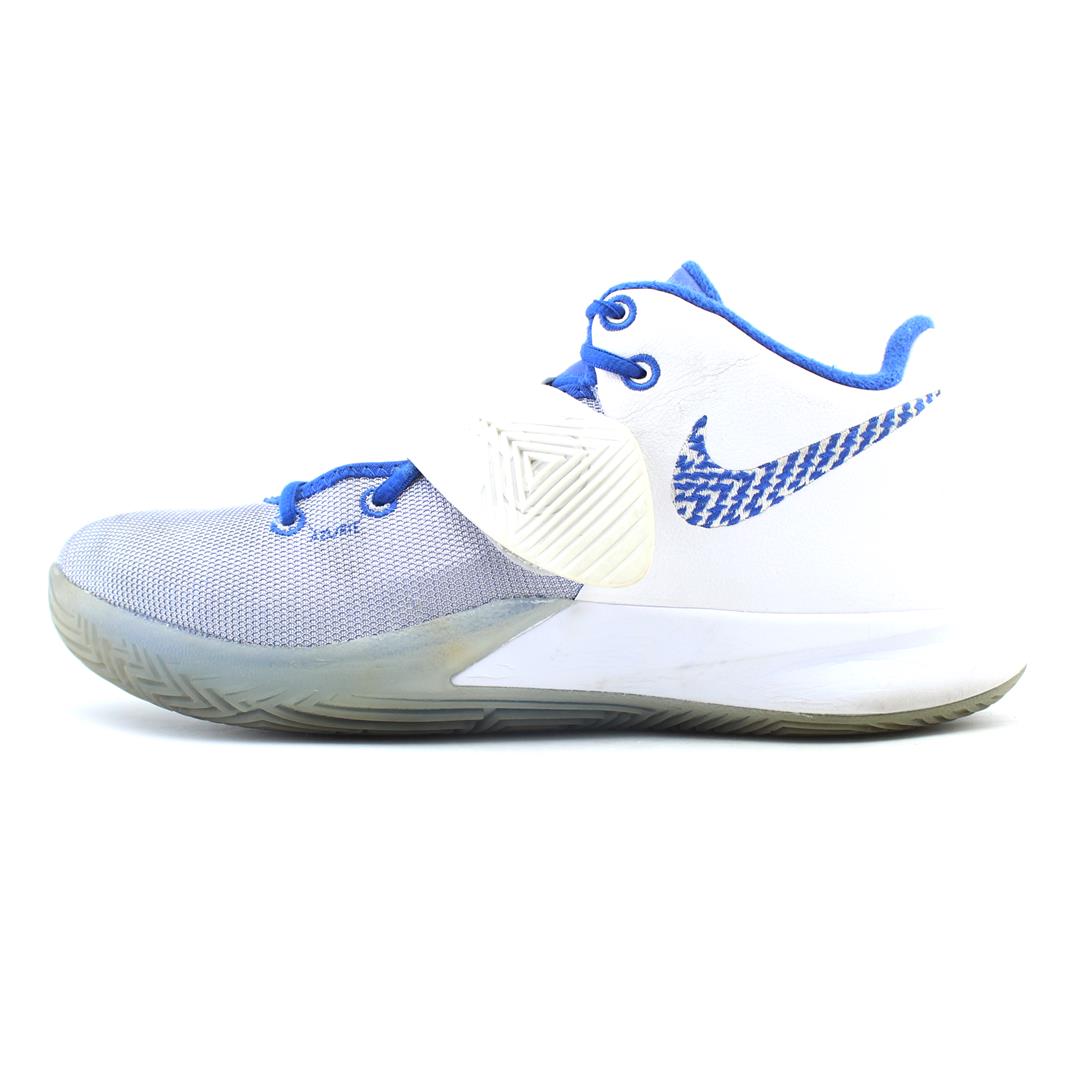 NIKE KYRIE FLYTRAP 3